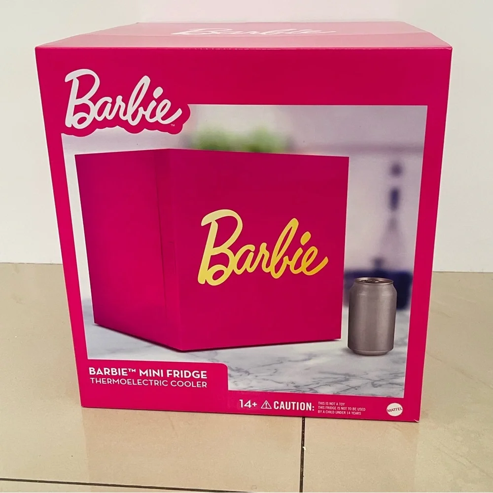 Last one Barbie Hot Pink Cooler Mini Fridge 6.7L Single Door 9 Can - Picture 8 of 12